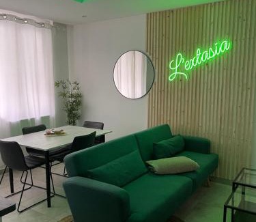 Quartier Chorier-Berriat Apartment | L'extasia appartement,spa jacuzzi Grenoble