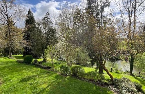 St-Jean-des-Champs House | L Hermitière