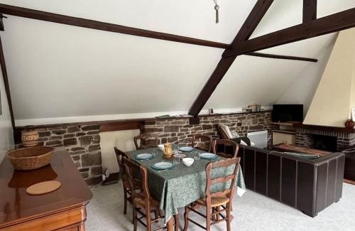 St-Jean-des-Champs House | L Hermitière