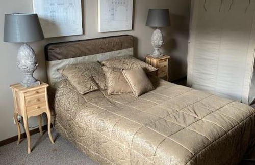 Sainte-Honorine-des-Pertes House | L’honorine, entre Port-en-bessin et Omaha Beach