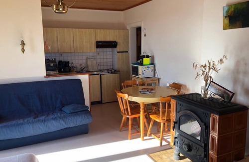 Asnelles Apartment | L'Horizon Bleu (Blue Horizon), sea front