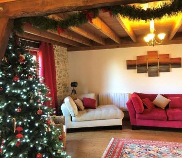 Saint-Yrieix-la-Perche House | L'Horizon - Domaine du Vertendre