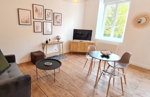 Pontivy Apartment | L'Imperial 4 - T2 - Centre ville - 1er étage