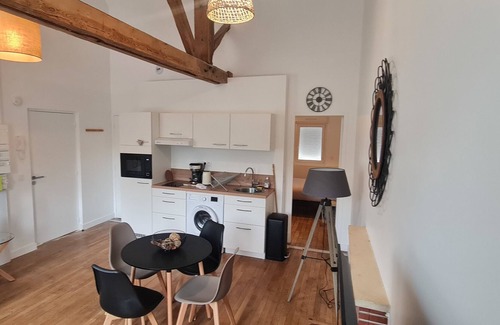 Pontivy Apartment | L'Imperial 7 - T2 - Centre ville - Dernier étage