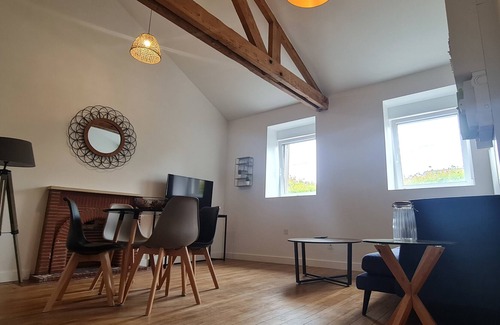 Pontivy Apartment | L'Imperial 7 - T2 - Centre ville - Dernier étage