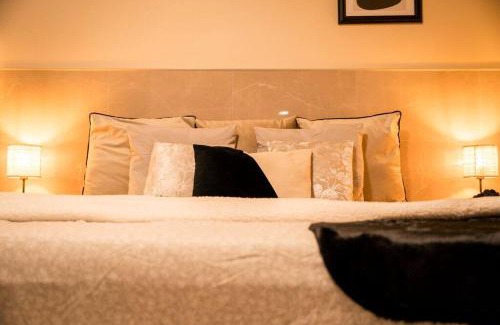 Saint-Pol-sur-Mer Apartment | L'intimiste