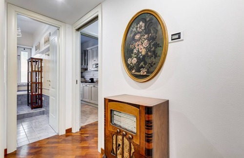 Tuscolano Apartment | L&L - Central charming 2-Bdr!