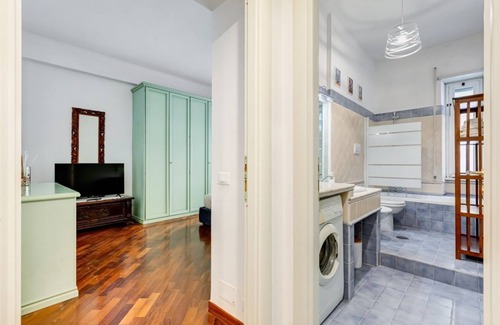 Tuscolano Apartment | L&L - Central charming 2-Bdr!