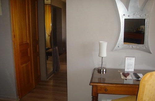 Evian-les-Bains Hotel | L'Oasis