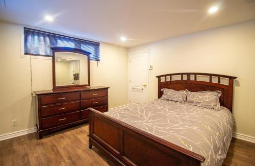 Saint-Hubert Apartment | L'Oasis Urbaine