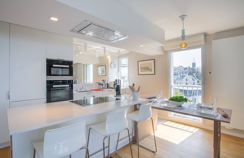 Pleneuf-Val-Andre Apartment | L'Observatoire - Magnifique appartement avec balcon vue mer