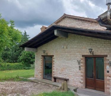 Cagli House | L'officina di Leo - Casale con giardino