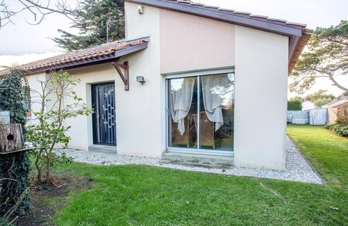 La Plaine-sur-Mer House | L'Oiseau Bleu by Interhome