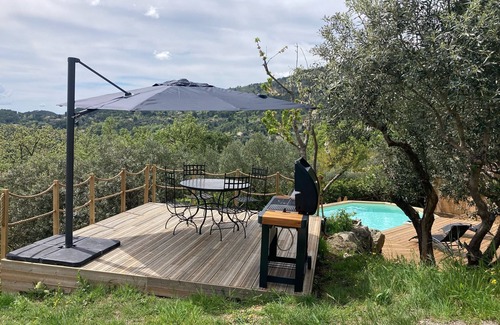 Seillans Apartment | L'Olivaie - Calm, comfort and breathtaking views