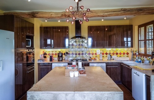 Lorgues Villa | L'Olivier Doux, kids- and dog friendly heatable pool and playground, Lorgues