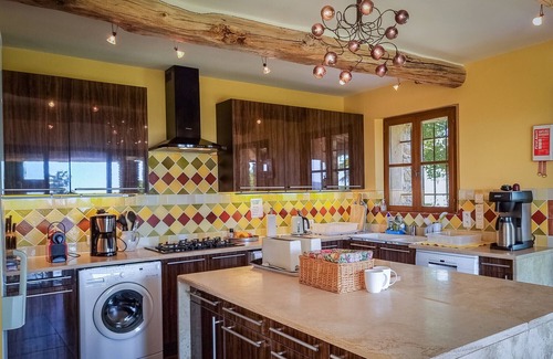 Lorgues Villa | L'Olivier Doux, kids- and dog friendly heatable pool and playground, Lorgues