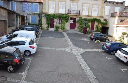 Lessy Apartment | L'orée du Saint Quentin