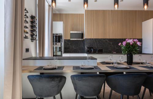 Grasse Apartment | L'Oranger T4 Elegant and bright Prime Location