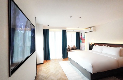 Ratchadaphisek Hotel | L-Seven Hotel