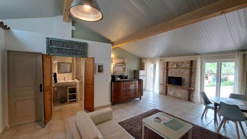 Salernes Apartment | L'Usine en Provence