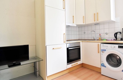 Leverkusen Apartment | L11a cozy 1 room apartment, 38sqm, 1 living/bedroom, max. 3 persons