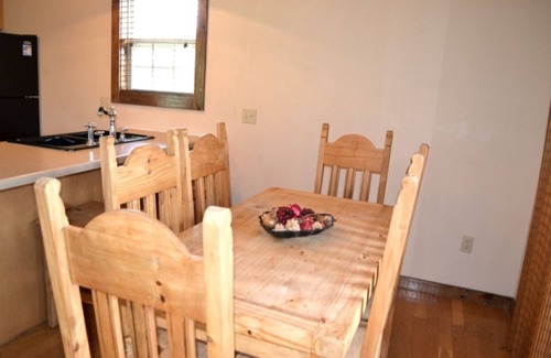 Reeds Spring Cabin | L131, 4Br, 3Ba, 1 Br Loft Cabin; Stay 3+ Nts in Sept, Save 15% SEE DESC.BELOW