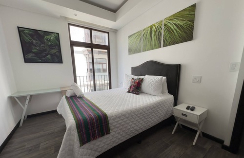Zona 16 Apartment | L1C - Apto in Cayala for 4 guests