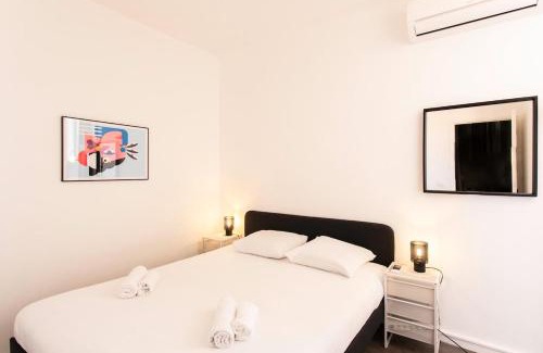 Jean-Medecin Apartment | L4 Fayad 2BDR Hotel des Postes Central, Massena AC 2Balconies