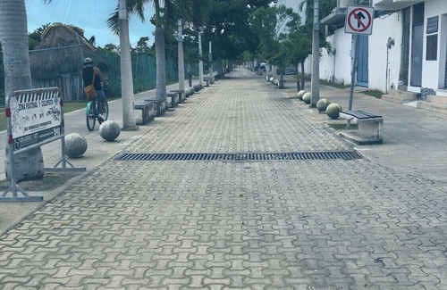 Luis Donaldo Colosio Apartment | La Adelita just 5 minutes walking to the public beach.