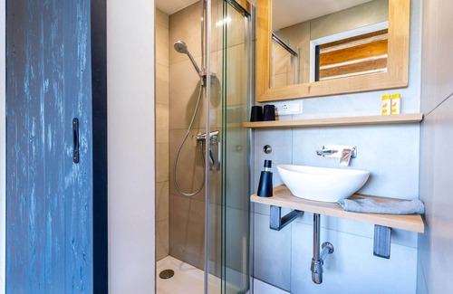 Sankt Margarethen im Lungau Ski Chalet | Lavish chalet with 2 saunas and 2 hot tubs