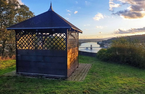 Vienne Apartment | La Bâtie, La Tour: duplex apartment.