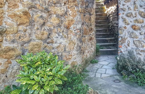 Vienne Apartment | La Bâtie, La Tour: duplex apartment.