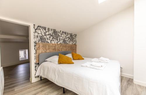 Pont-du-Chateau Apartment | La bécanerie Calme et Duplex