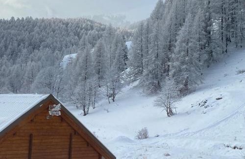 Allos Bed & Breakfast | La Baïta De La Foux