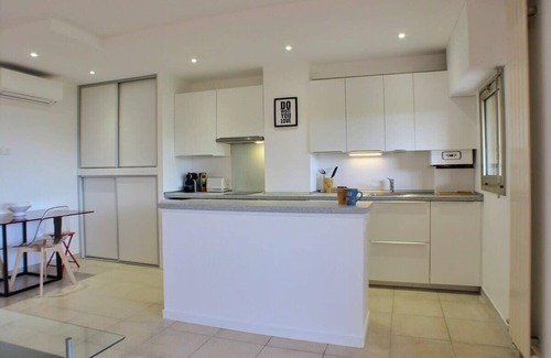 Antibes Apartment | LA BADINE Studio AirCo Pool for 2 By Sunset