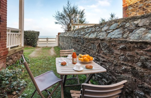 Pleneuf-Val-Andre House | La Baignade - Maison vue mer