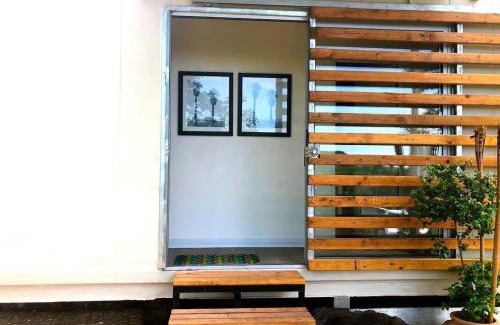 Tarcoles Apartment | La Barca Lodge - Container Home #1