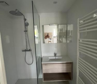 Juvigne House | La Basse Meule Maison