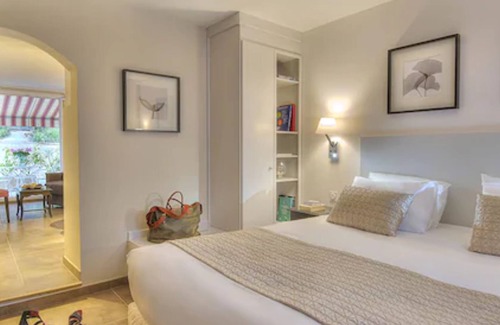 California - Pezou Hotel | La Bastide de l'Oliveraie