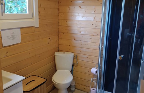 Alincthun Ski Chalet | La Belle brune (with Jacuzzi)