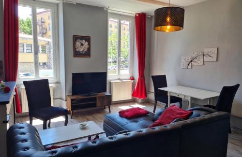 Foix Apartment | La Belle Epoque, grand appartement en centre-ville