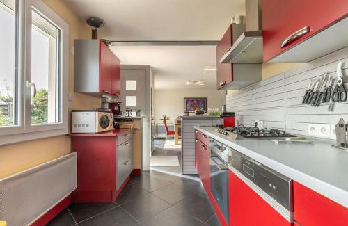 Fleury-les-Aubrais House | La Belle Escale - Maison proche gare et d'Orléans