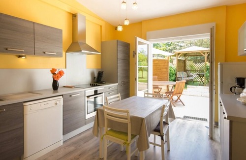 Henon House | La Belle Issue - HENON