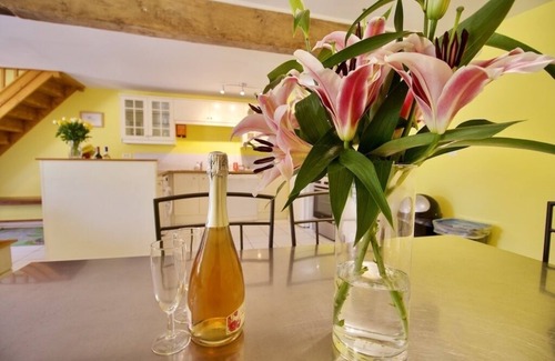 Saint Germain du Seudre Cottage | La Bigorre Stables - family friendly, heated pool, 30 mins to gorgeous beaches