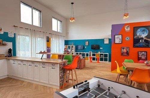 Xermamenil House | La boîte à souvenirs