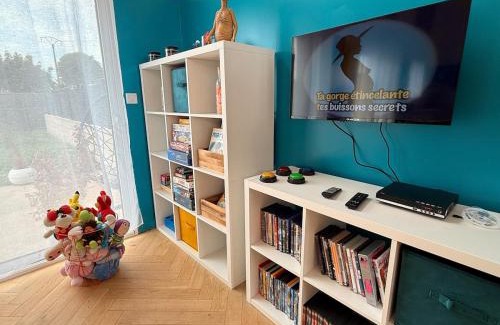 Xermamenil House | La boîte à souvenirs