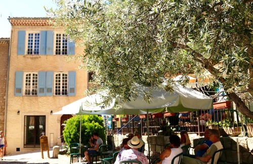 Moustiers-Sainte-Marie Apartment | La Bonne Etoile - The Good Star