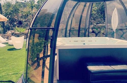 La Valentine House | La Bonne Etoile Marseille ! Hébergement romantique ! Jacuzzi et Piscine chauffée