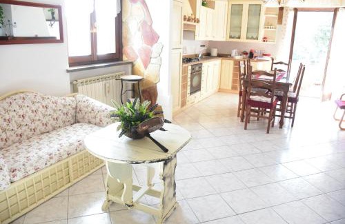Vitorchiano Apartment | La Bouganville