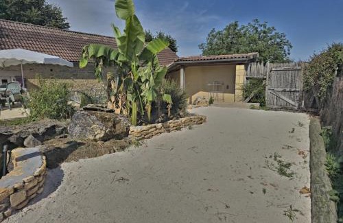 Saint-Crepin-et-Carlucet House | La bougie perlée 1